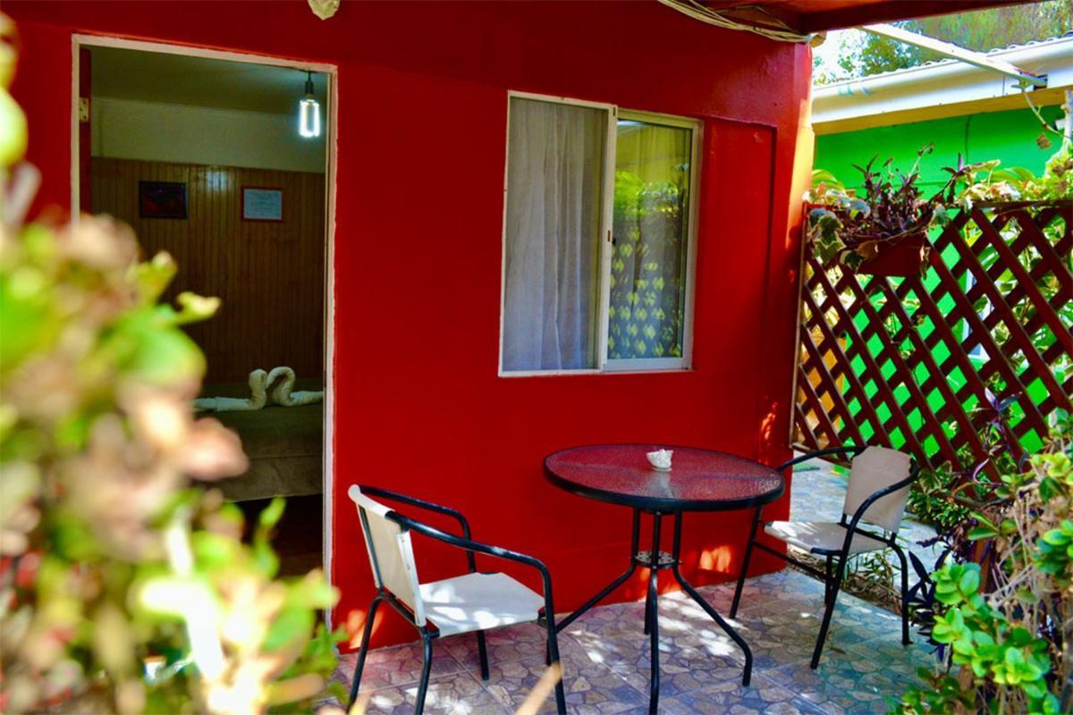 Hostal Michel Vicuña Exterior foto