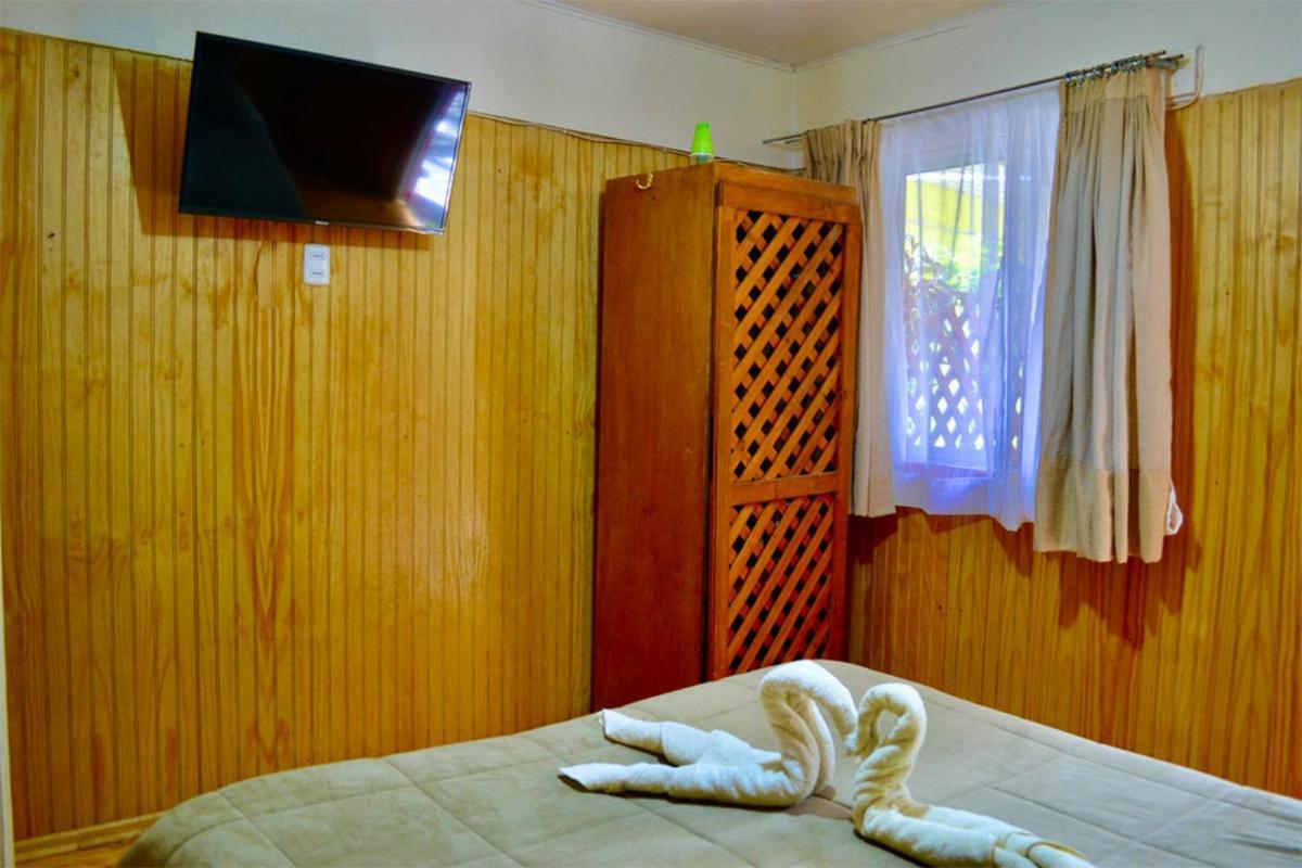 Hostal Michel Vicuña Exterior foto